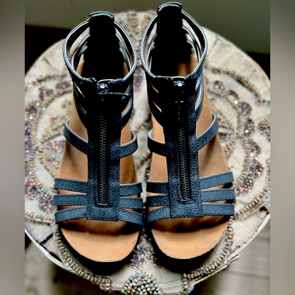 Bearpaw Layla II Sandal 8